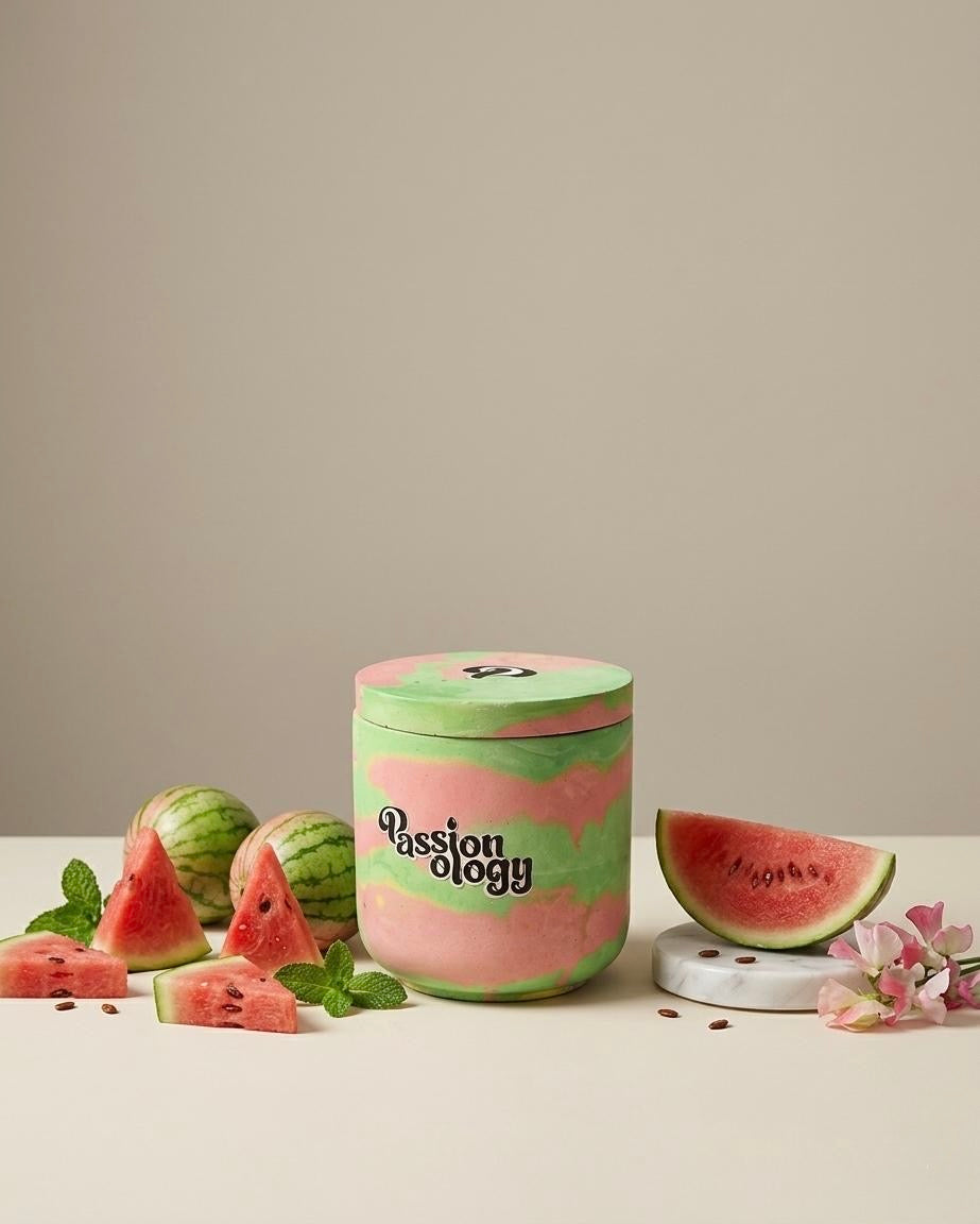 MELON Watermelon candle with lid surrounded by watermelon slices